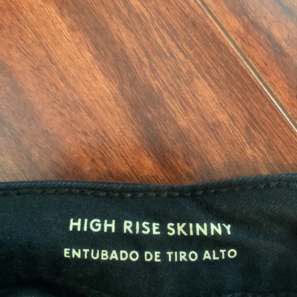 High Rise Skinny Universal Thread Jeans - Picture 4 of 4